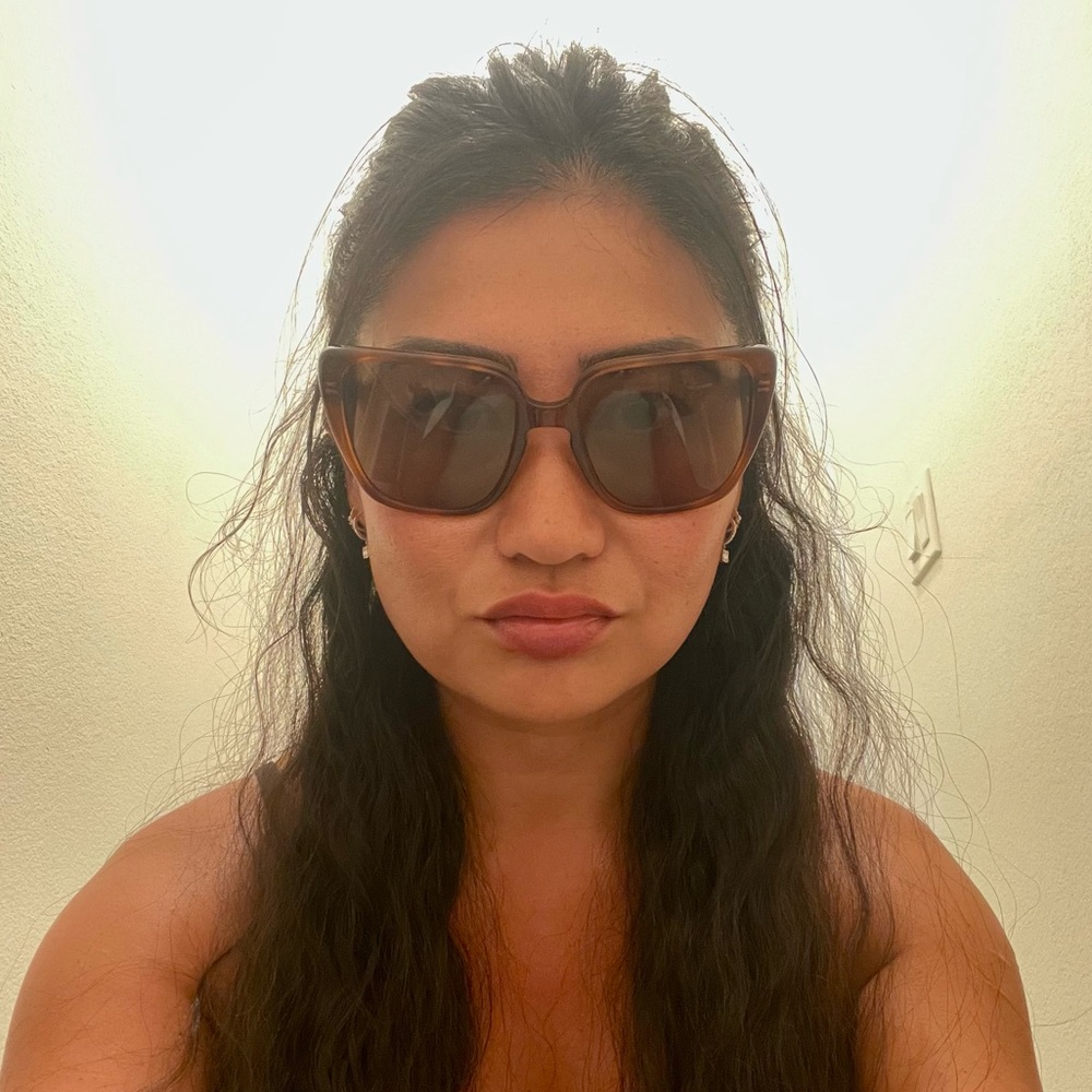Celine CL40047I Cat Eye Sunglasses - Picture 10 of 11